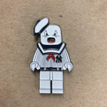 NY MARSHMALLOW PINSTRIPES LAPEL PIN